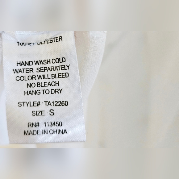 Lulumari Sheer tank top blouse with gold metal skull detail - Picture 13 of 15